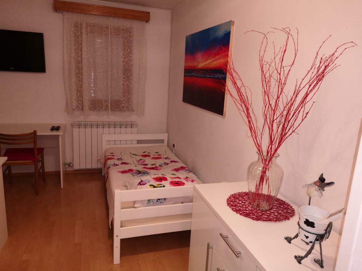 Studio Bubi Копер Экстерьер фото